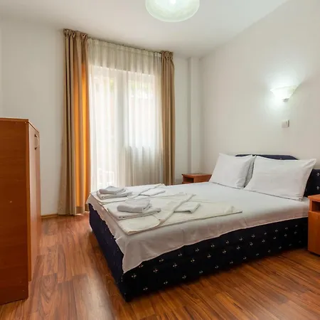 Evropa Lux Apartments Boreti Exterior photo