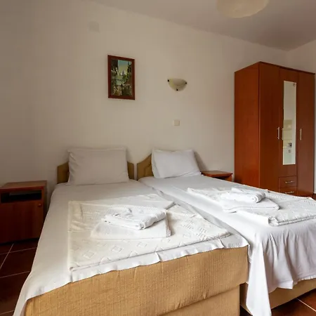 Evropa Lux Apartments Boreti Exterior photo