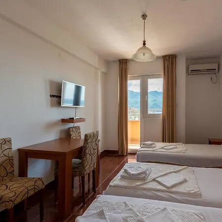 Evropa Lux Apartments Boreti Exterior photo