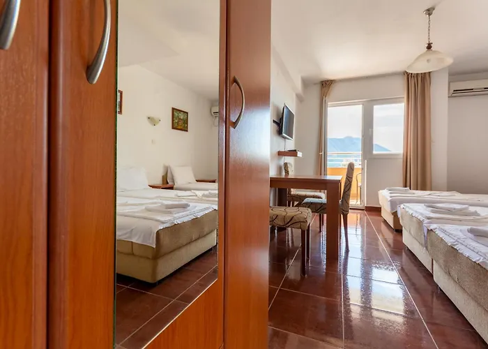 Evropa Lux Apartments