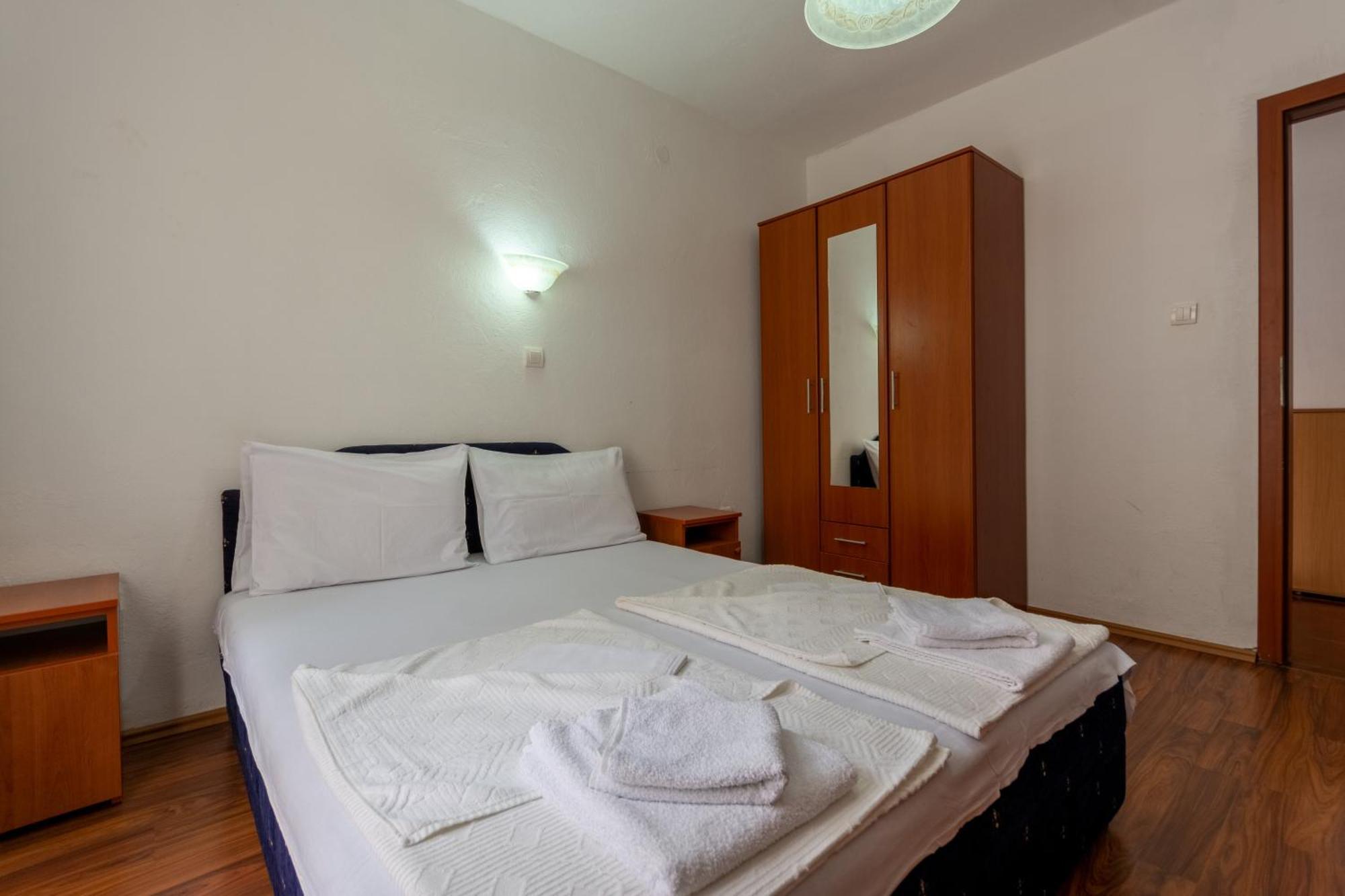 Evropa Lux Apartment *